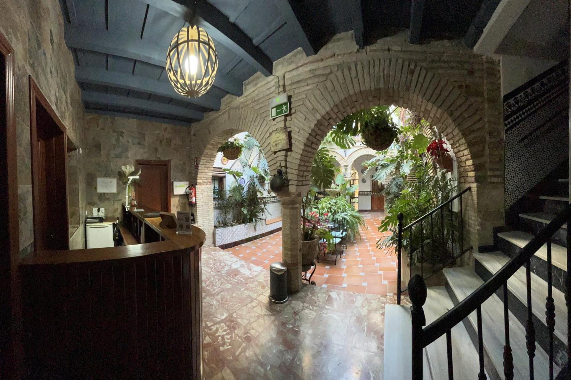 罗斯阿克斯酒店 科爾多瓦 外观 照片